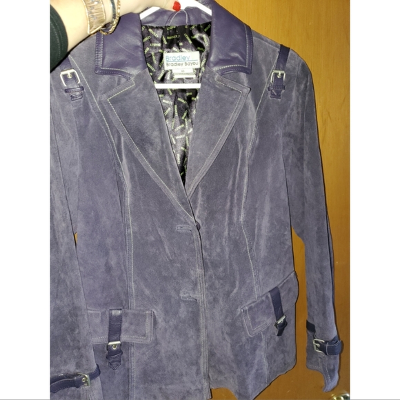 Jacket - Picture 1 of 4